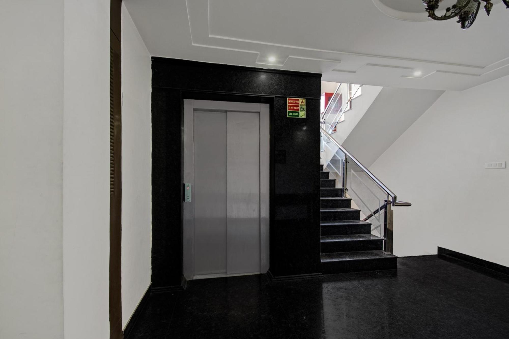 Townhouse Oak Hotel Heritage Heights Jaipur Exterior foto